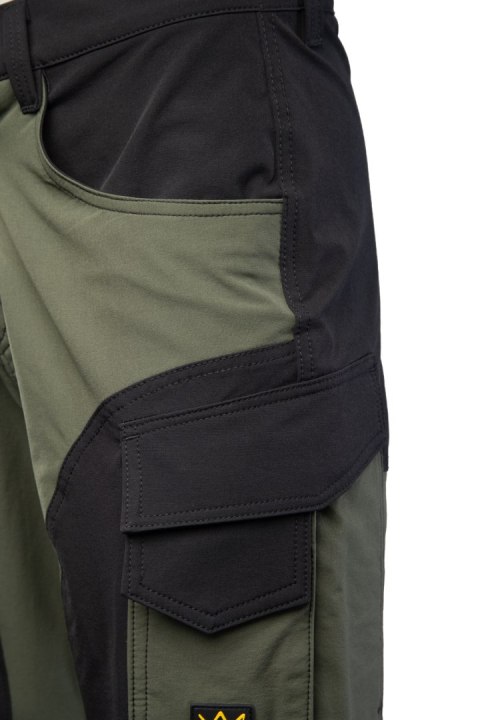 TRAIL LIGHT SPODNIE KRÓTKIE ZIELEŃ - Zielony 52