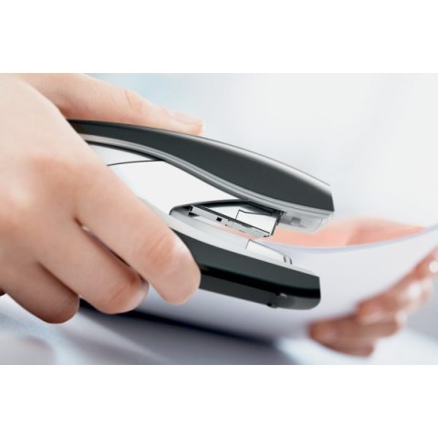 Zszywacz LEITZ New NeXXt Softpress Flat Clinch czarny 56030095 Zszywacz LEITZ New NeXXt Softpress Flat Clinch czarny 56030095
